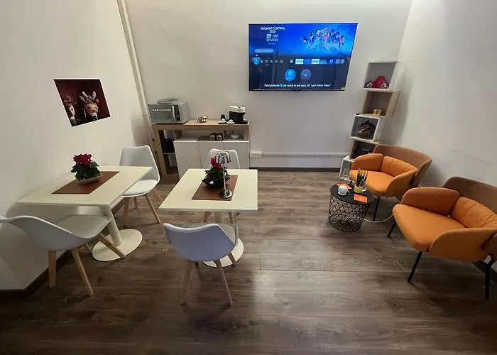 Roomes - 3x4 San Giovanni 4* Řím