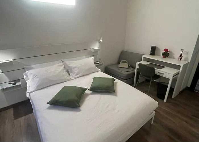 Roomes - 3x4 San Giovanni Řím