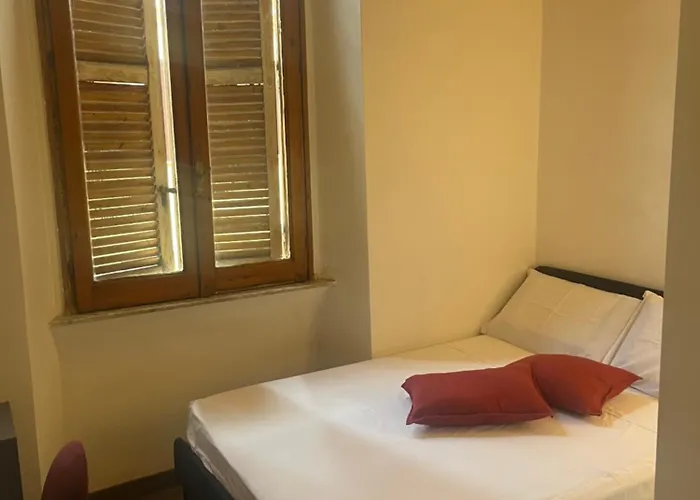 Roomes - 3x4 San Giovanni Rome