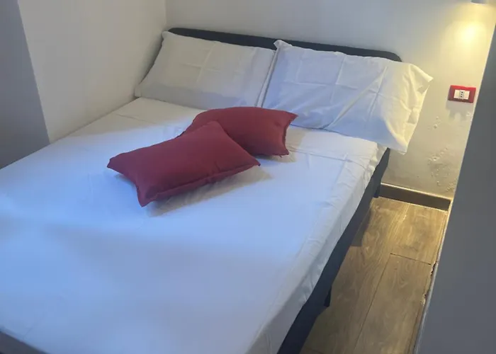 Roomes - 3x4 San Giovanni Bed & Breakfast
